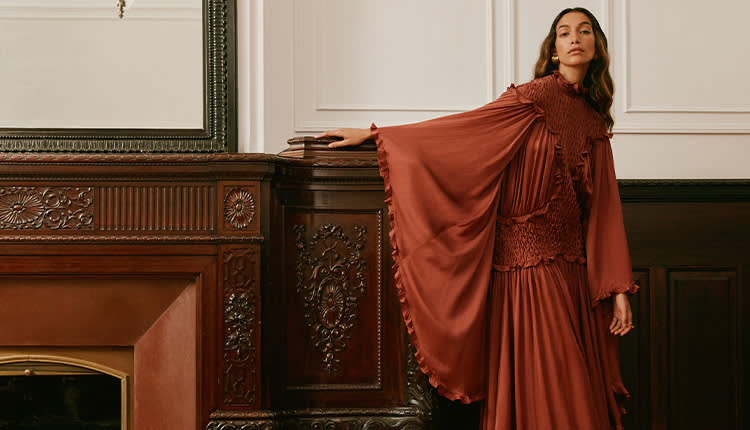 OFOQ BOUTIQUE فساتين